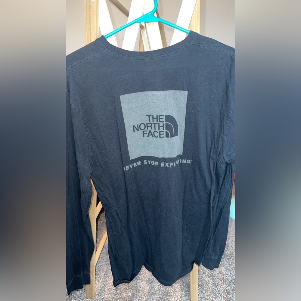 Northface Longsleeve - Picture 2 of 2
